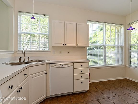 3rd image of 1456 Doolittle Ln #1456