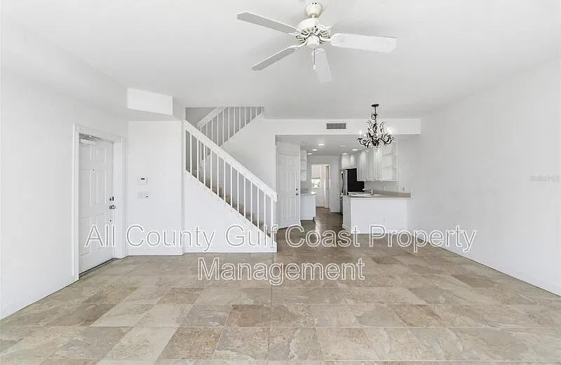 3 bed, 2.5 bath, 1672 sqft, $2,395 — Photo 4