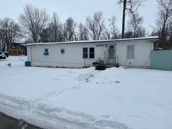 245 Grove Ave, Lakeview, OH 43331