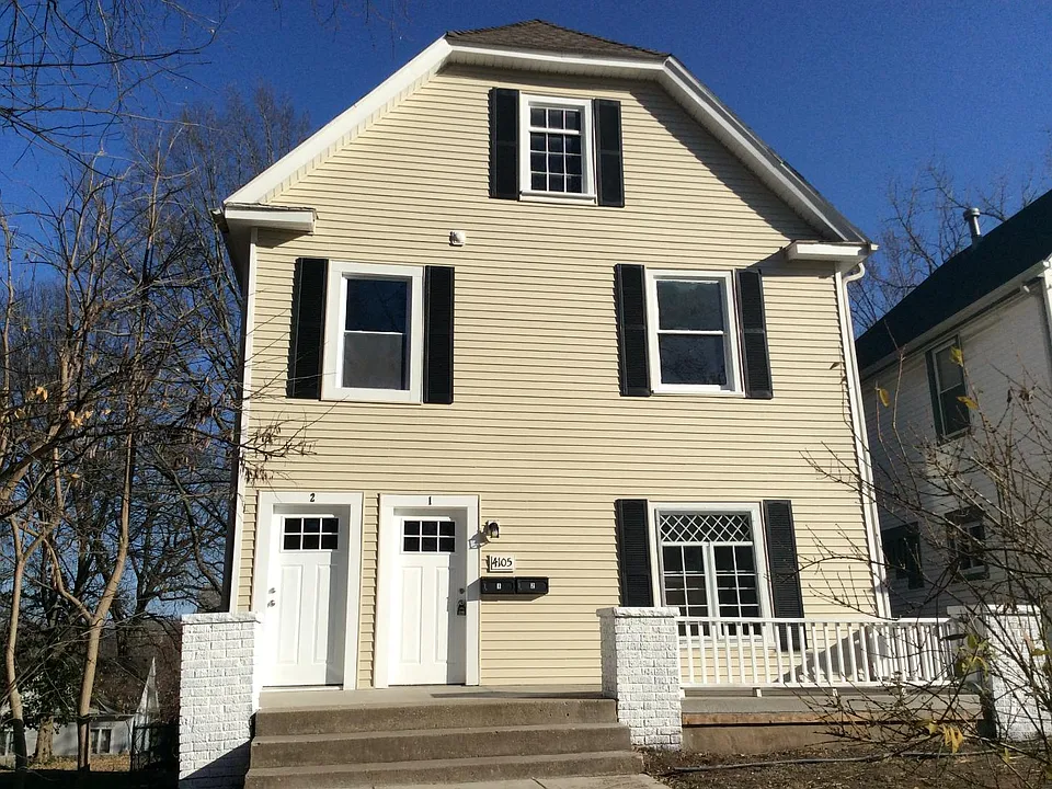 4105 Oak St #1