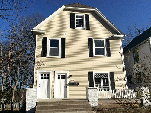 4105 Oak St Photo 1