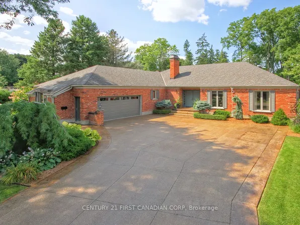 811 Clearview Cres, London, ON N6H 4P6