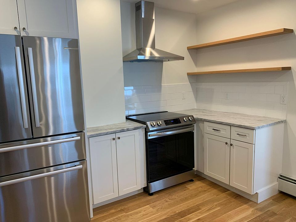 Unit B -kitchen
