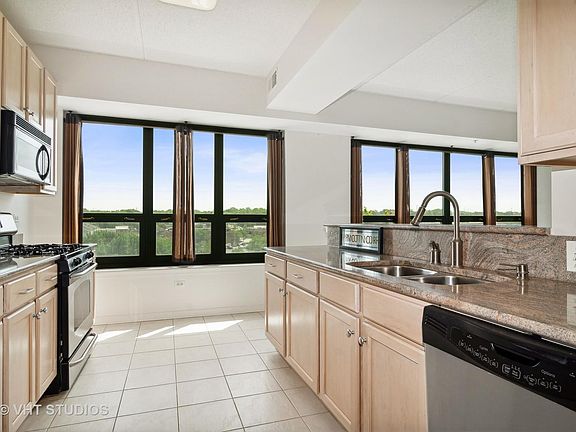 4th image of 6420 Double Eagle Dr Unit 513