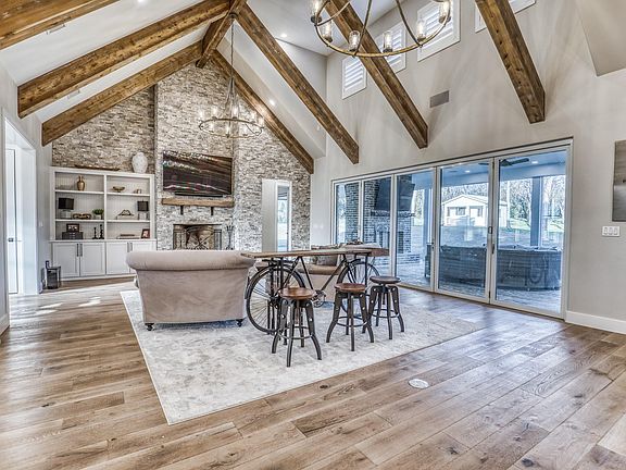 5th image of 10247 Wooded Reserve Ct