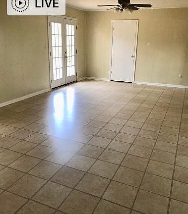 3rd image of 3020 S Lamar Blvd
