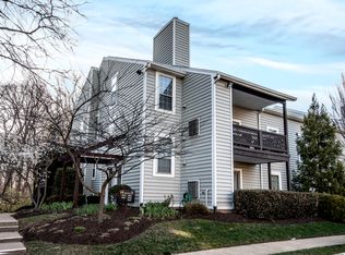 9981 Oakton Terrace Rd, Oakton, VA 22124