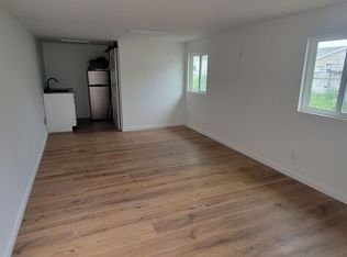 1294 E 9th St, Upland, CA 91786