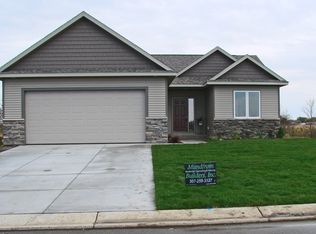 1019 Bucknell Ct, Spring Valley, MN 55975