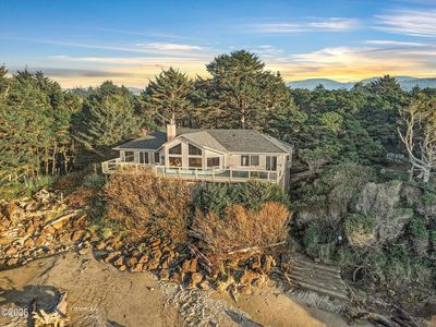 6215 Highway 101 N, Yachats, OR, 97498