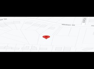 3320 Scott Cir, Omaha, NE 68112