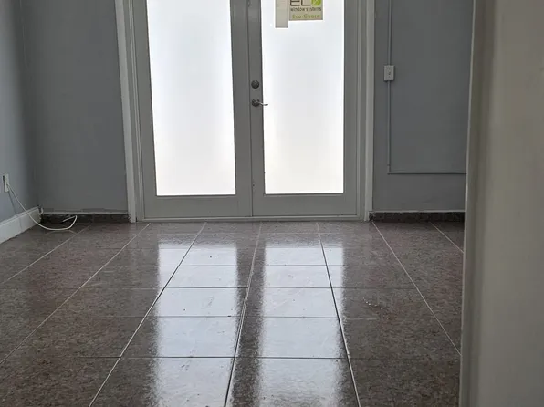 (undisclosed Address), Miami, FL 33167