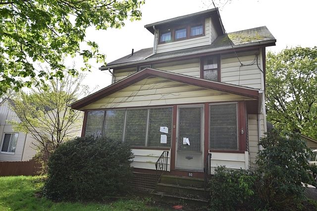 1st image of 680 E Glenwood Ave