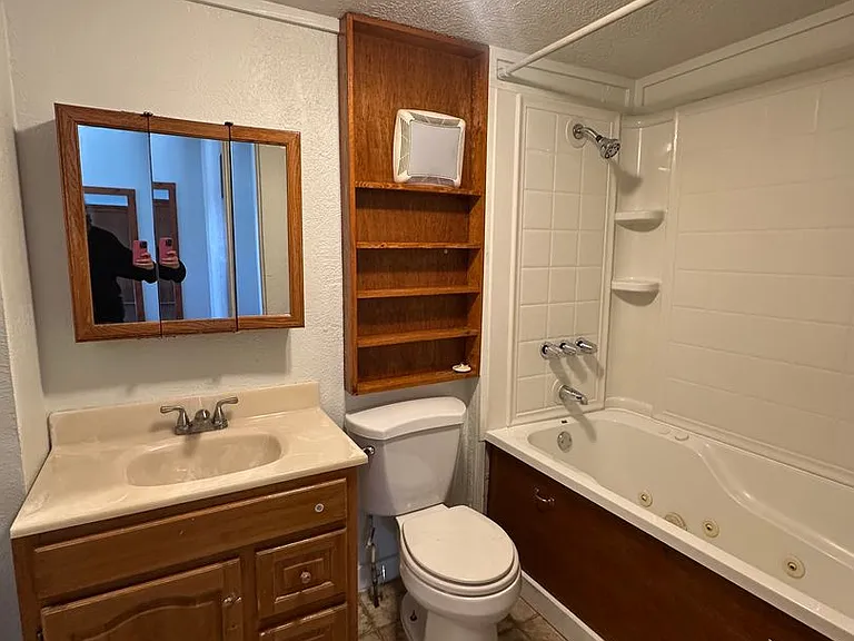 646 South Coleman Street — Photo 20