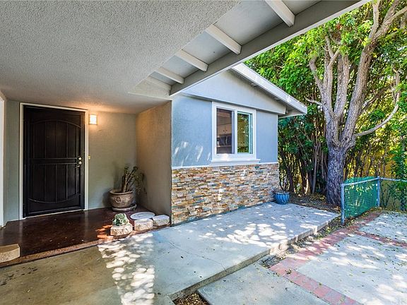 5th image of 738 Benson Way