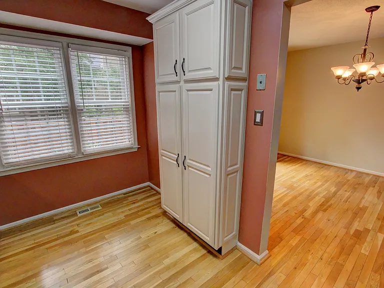 4 Fendall Ave — Photo 9