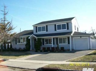 42 Leewater Ave, Massapequa, NY