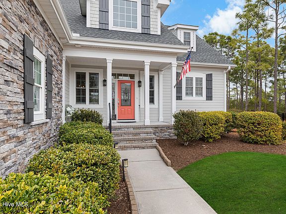 4th image of 2850 Ellington Place