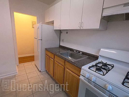 2nd image of 61-40 Saunders St #D16
