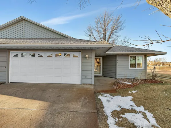 323 Bogey Ln, Cold Spring, MN 56320