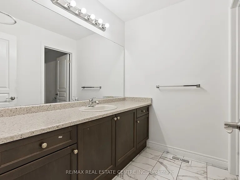 56 Rockledge Dr — Photo 22
