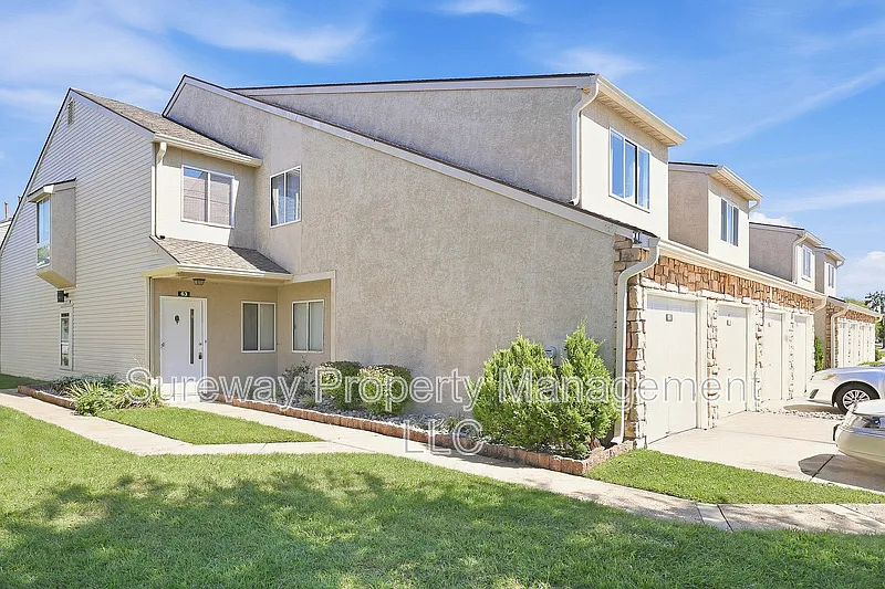 63 Sandra Rd