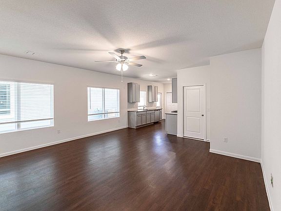 4th image of 364 Kenai Dr