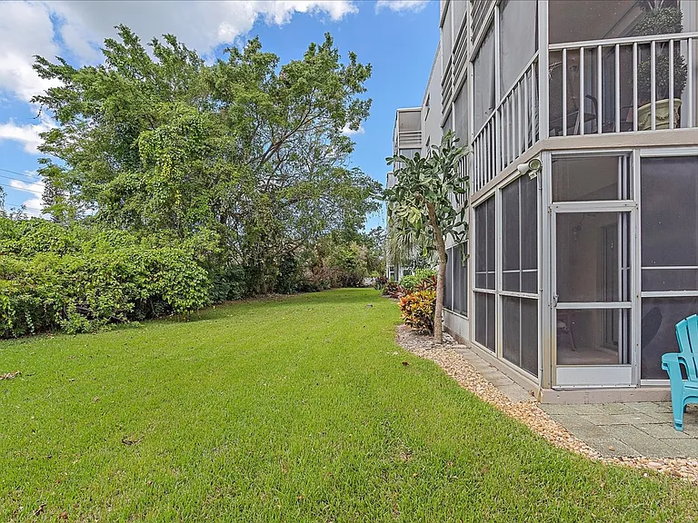 4210 Ironwood Cir #103J — Photo 27