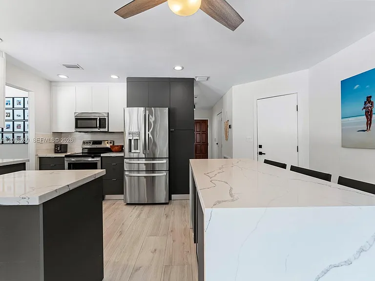 11998 SW 51st Ct — Photo 5