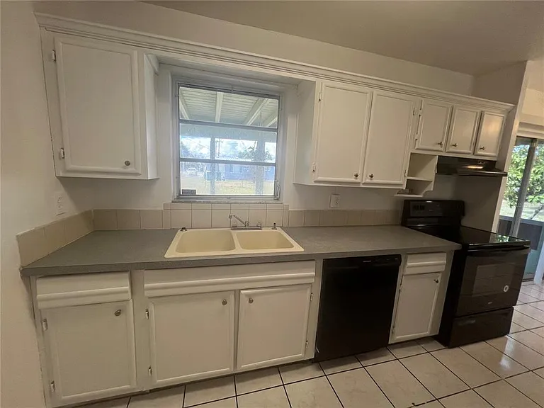 22070 Gatewood Ave — Photo 8