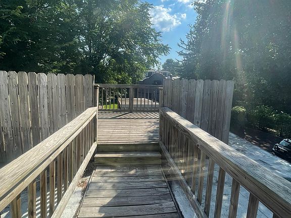 5th image of 8012 Germantown Ave #2R