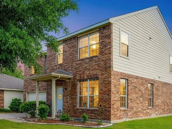 5004 Senator Dr, Fort Worth, TX 76244