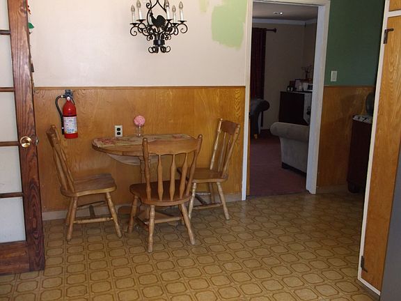 4th image of 8465 Aster Ave