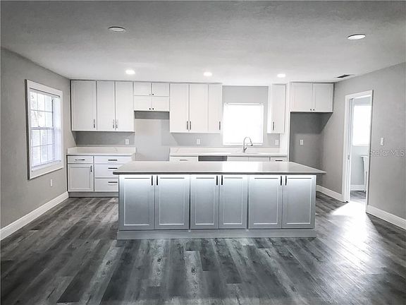 5th image of 1446 SE 38th Ave