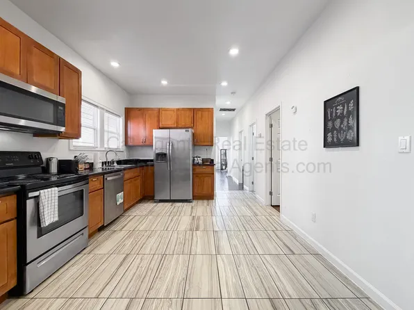 1532 32nd St #1532, Emeryville, CA 94608