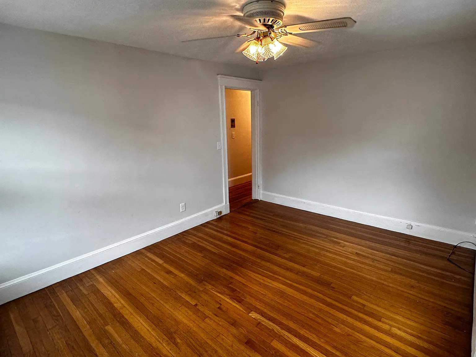 1 bed, $2,100 — Photo 4
