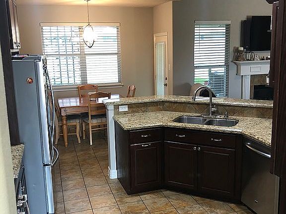 5th image of 14015 Martinique Ln