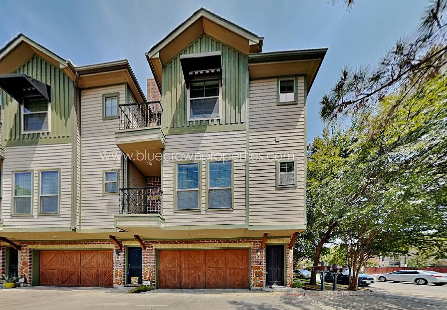 2 bed, 2.5 bath, 1227 sqft, $3,295 — Photo 1