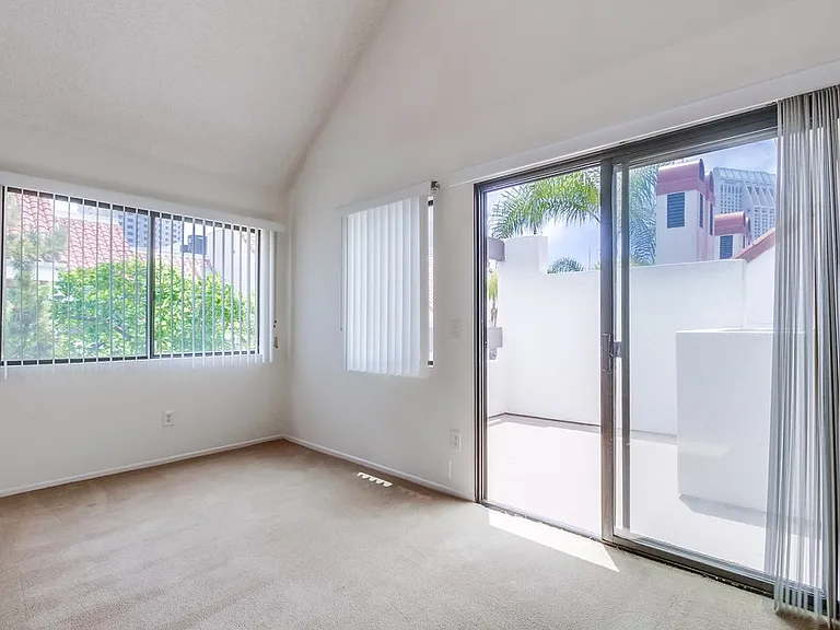 701 Kettner Blvd #98 — Photo 25