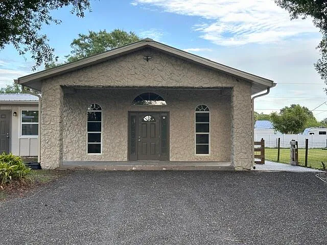 651 NE 60th Ave