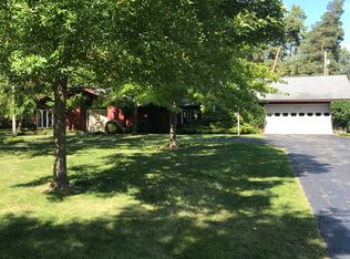 72 White Springs Ln, Geneva, NY 14456