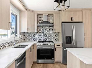 856 Rundlecairn Way NE, Calgary, AB T1Y2R7