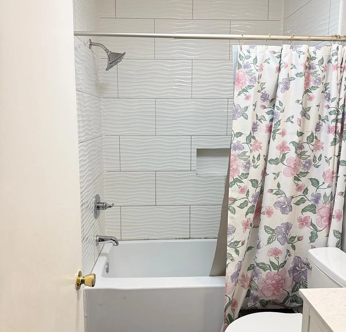 3 bed, 1625 sqft, $2,750 — Photo 2