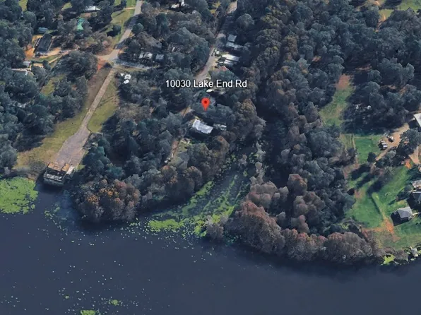 10030 Lake End Rd, Mooringsport, LA 71060
