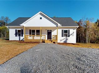 226 Miller Rd, Mount Airy, NC 27030