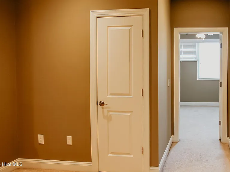 38 Elk Ridge Ln — Photo 23