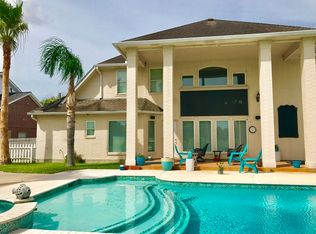 315 Tracy Ln, Victoria, TX 77904