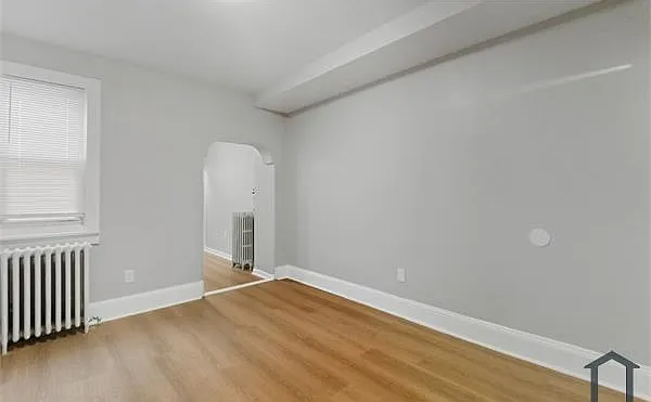 2530 Collins St — Photo 9