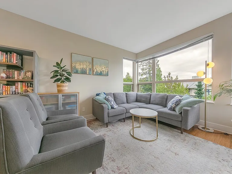 5788 Birney Ave — Photo 4