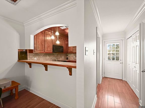 3rd image of 13080 Burgess Ave APT 9